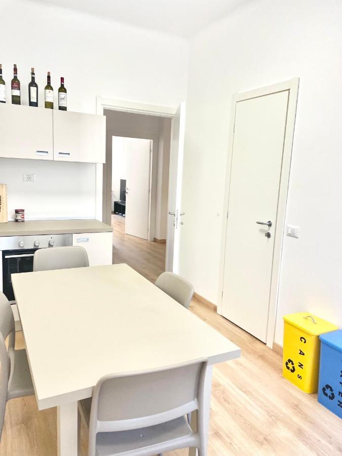 Camera Con Bagno Privato - Zona Bocconi Milan Exterior photo